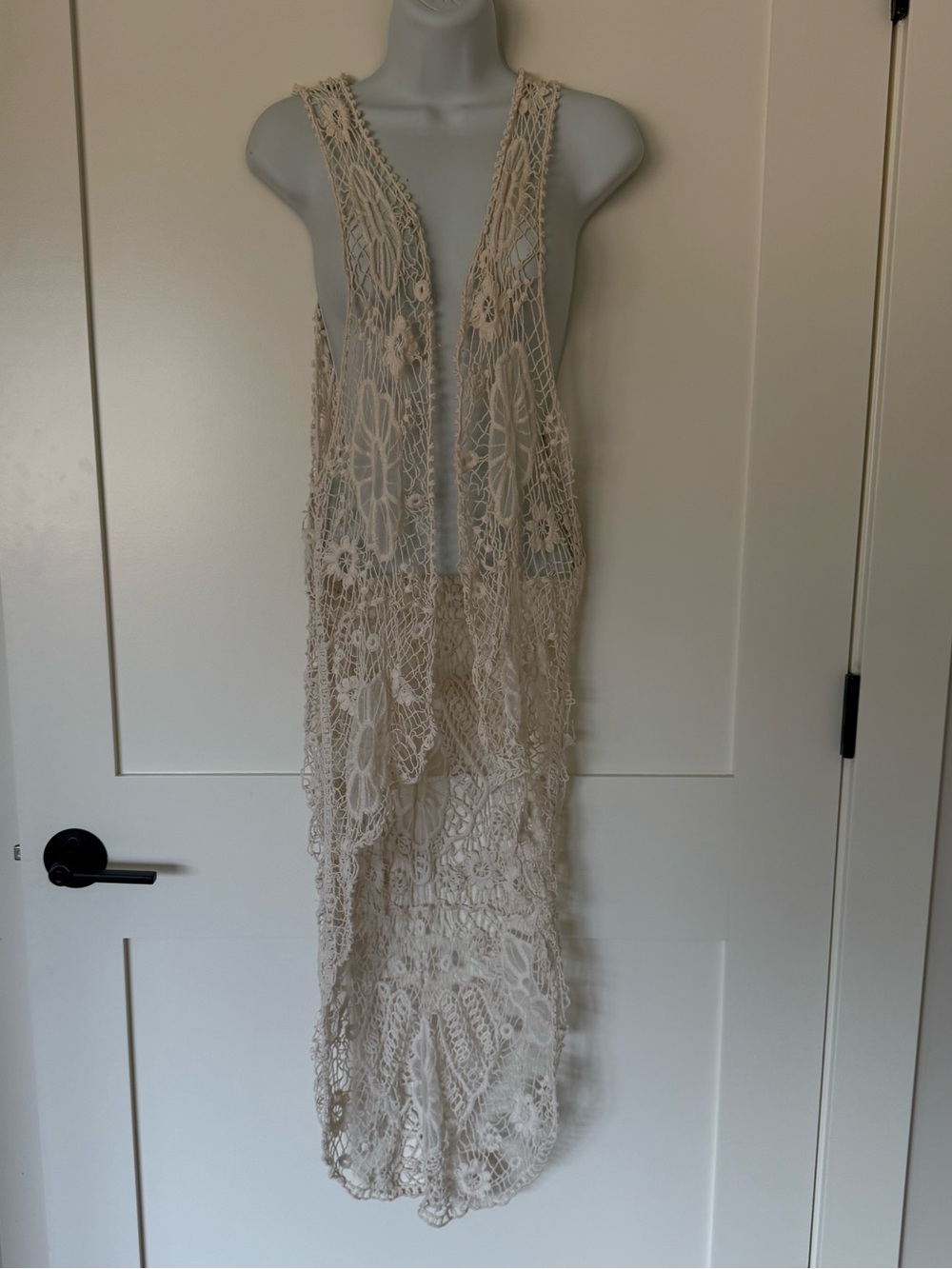 Cream Crochet Lace cardigan  S-M Boho